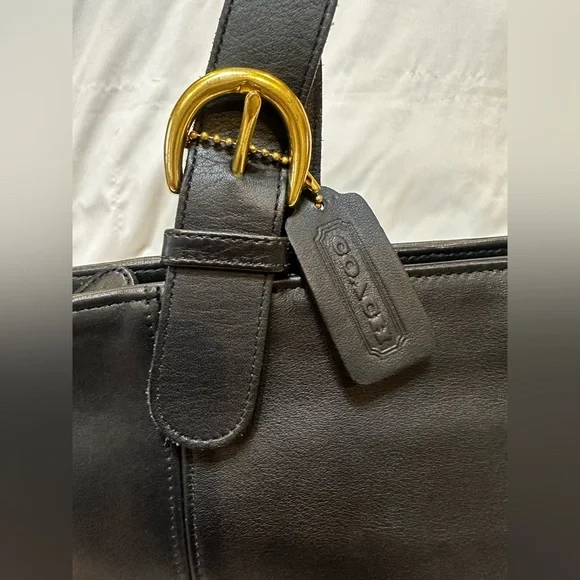 Vintage Coach Soho Waverly Small Tote with Gold Hardware- Style 4133 - Picture 11 of 14